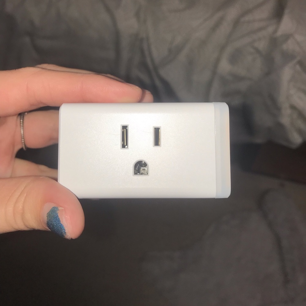Kasa WiFi Smart Plug - Slim Edition - Picture 5 of 6